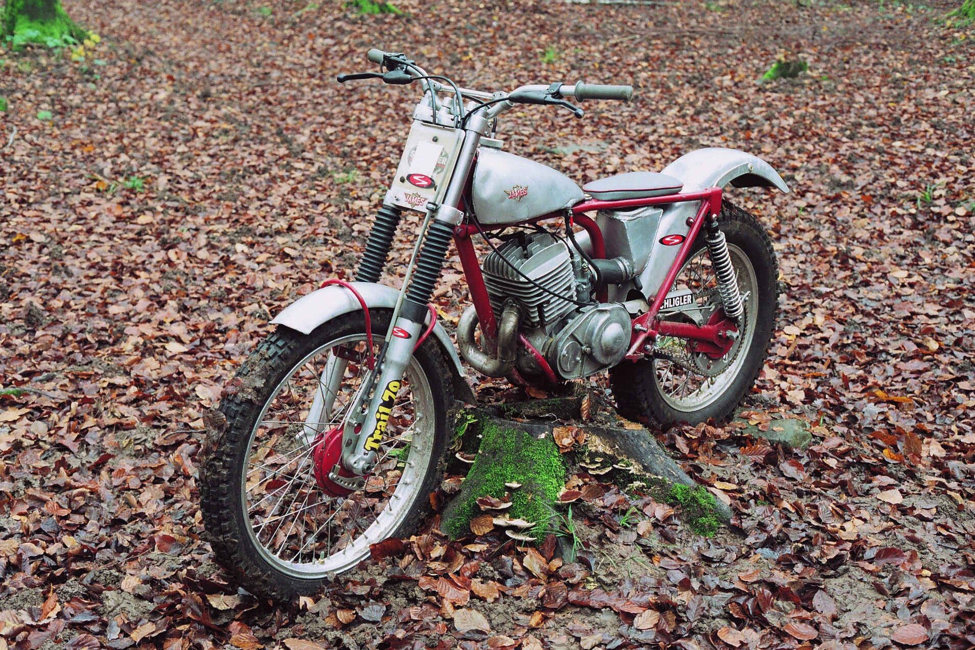 James 250 1965